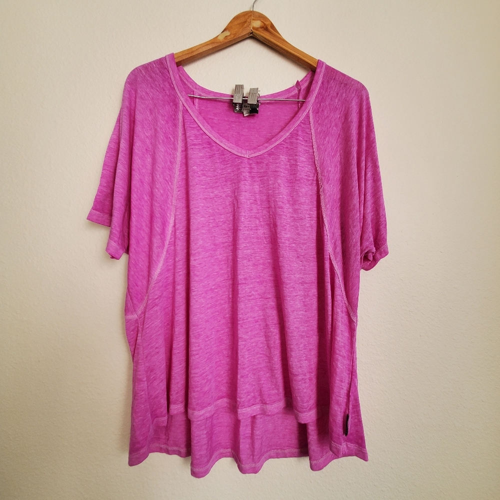 NWOT Calvin Klein Jeans T-Shirt
